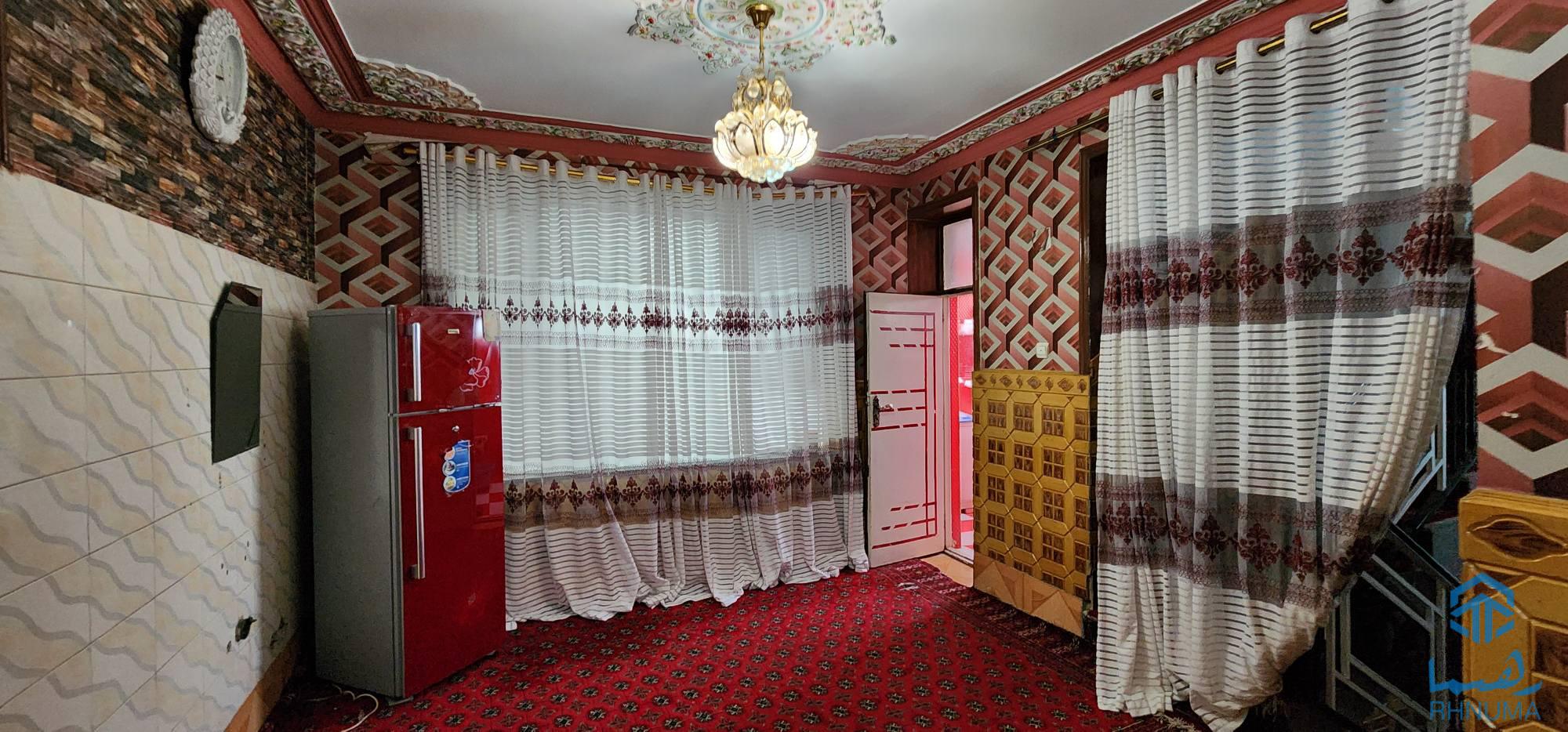 تعمیر فروشی سه منزله