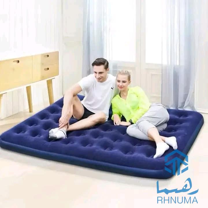 دوشک های بادی در باران مارت