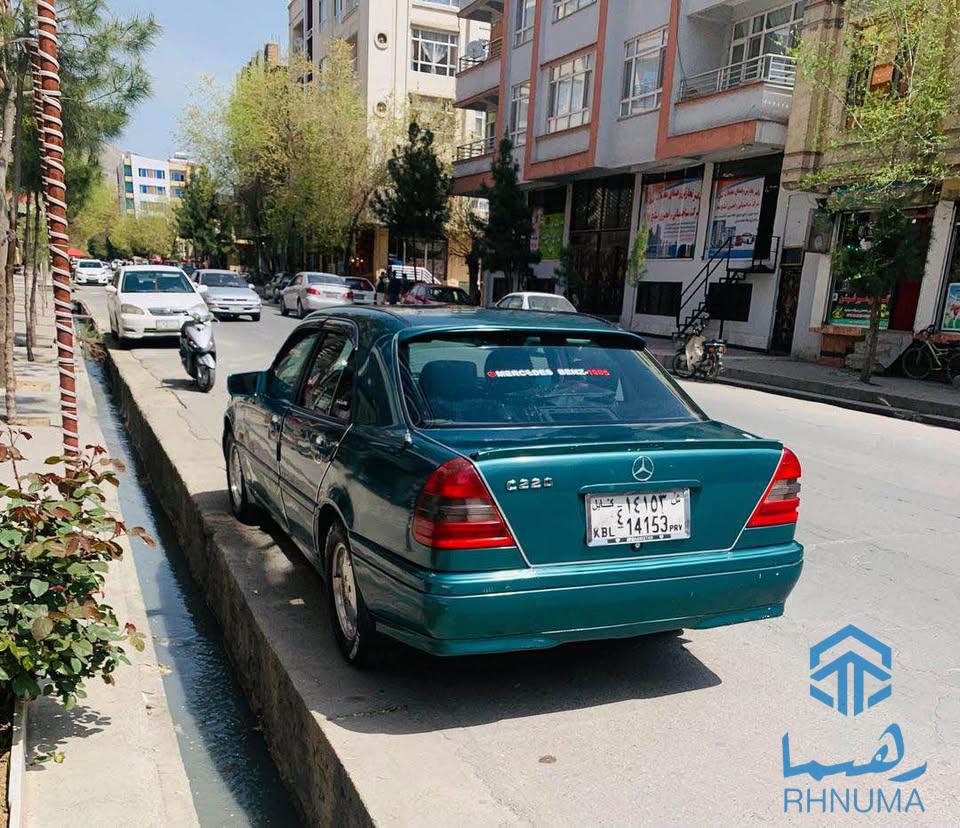 یک عراده بنز فروشی✅
