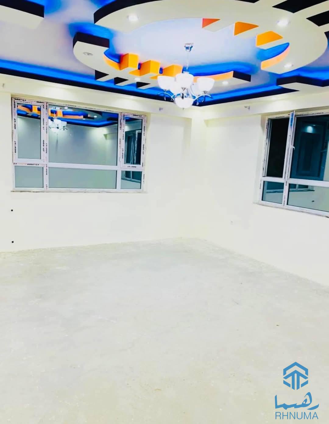 آپارتمان سه اطاقه کرایی