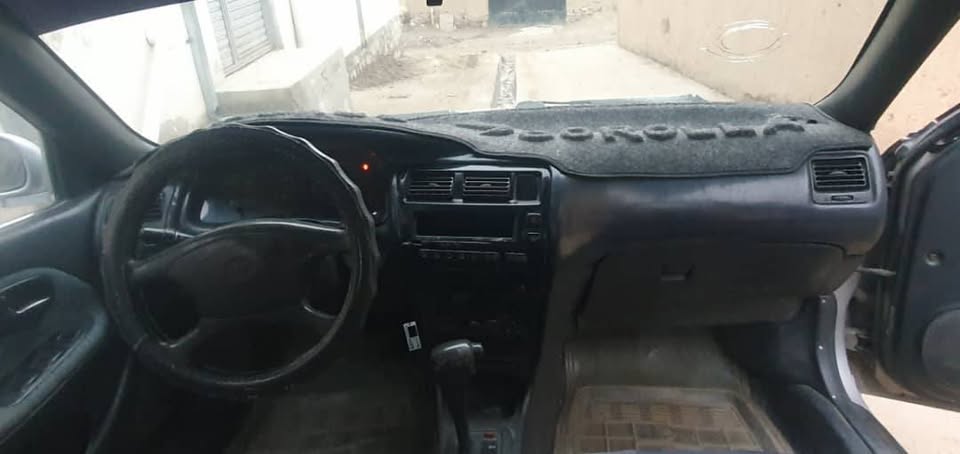فروش عاجل موتر کرولای مدل 94  جاپانی با ضمانت و قیمت مناسب