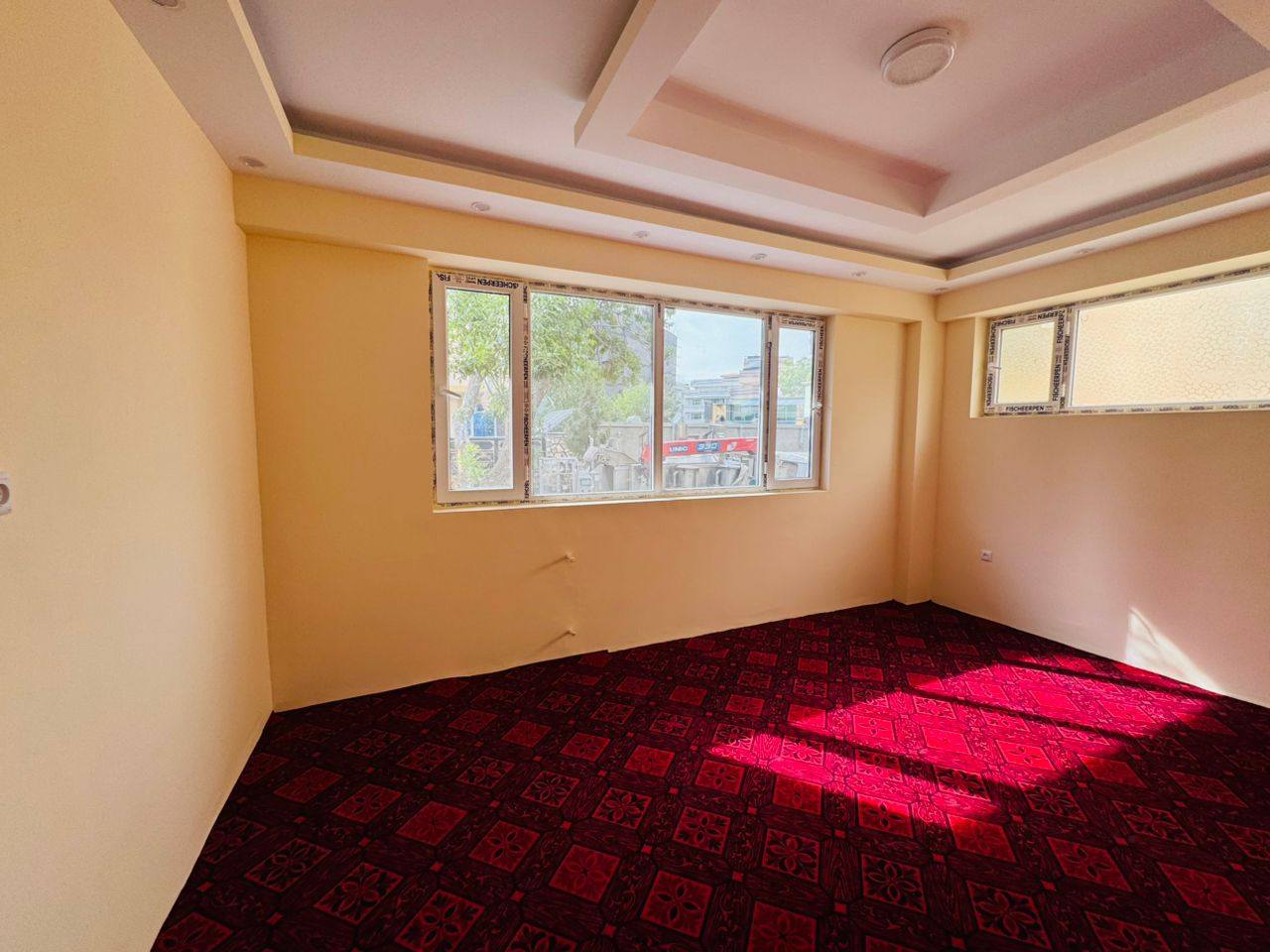 آپارتمان چهار  اطاقه کرایی