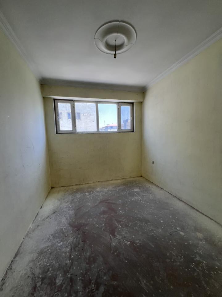 یک باب آپارتمان کرایی 4 اطاقه