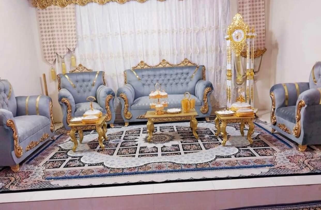 فروش یک سیت کوچ نیمه سلطنتی هفت نفره