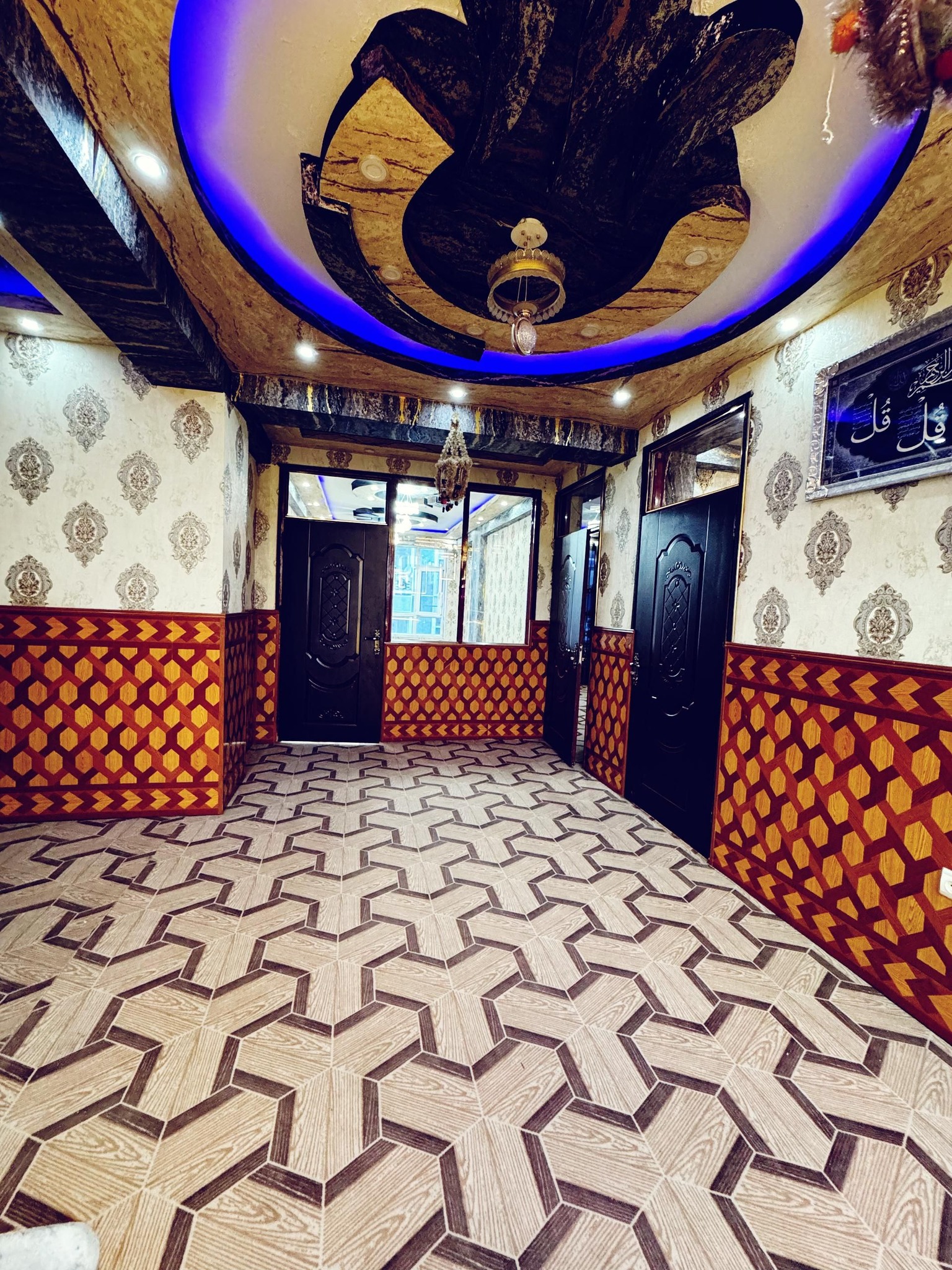 آپارتمان گروی عاجل دارایی 4 اتاق VIP