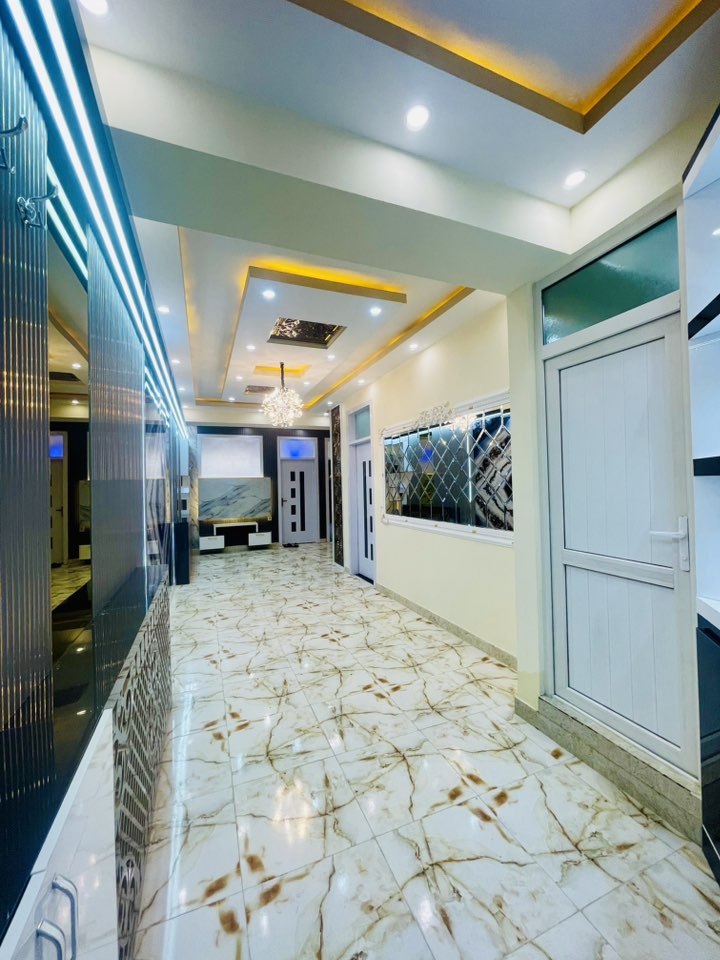 🏬 یک باب آپارتمان چهار اطاقه مفشن VIP فروشی در بهترین موقعیت شهر کابل