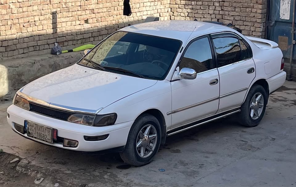 تویتا کرولاکانادایی96