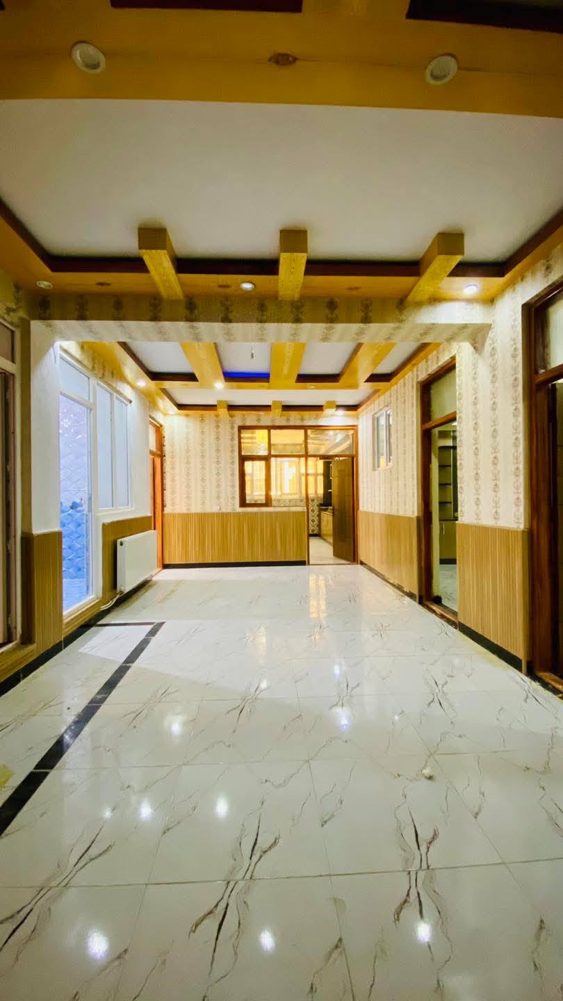 🏤اپارتمان چهار اطاقه لُكس كرايي منزل اول بالاى تهكوى