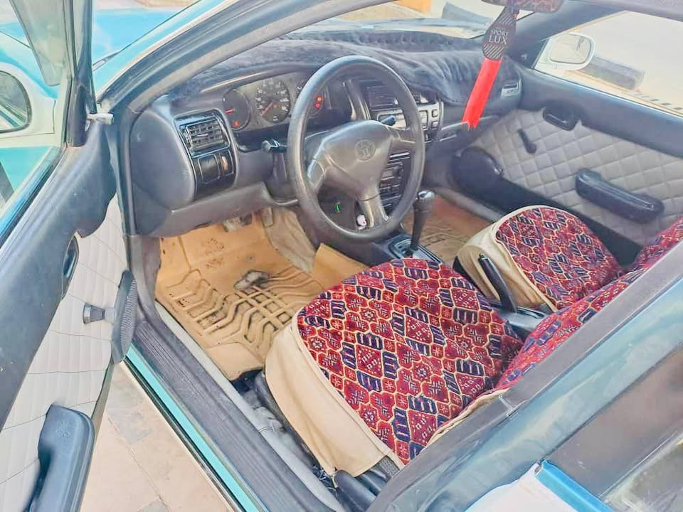 نوعیعت : تیوتا کرولای کانادایی