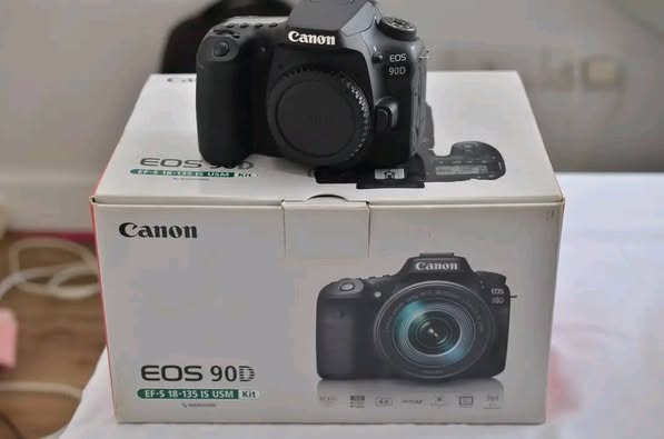 😍#CANON 90D