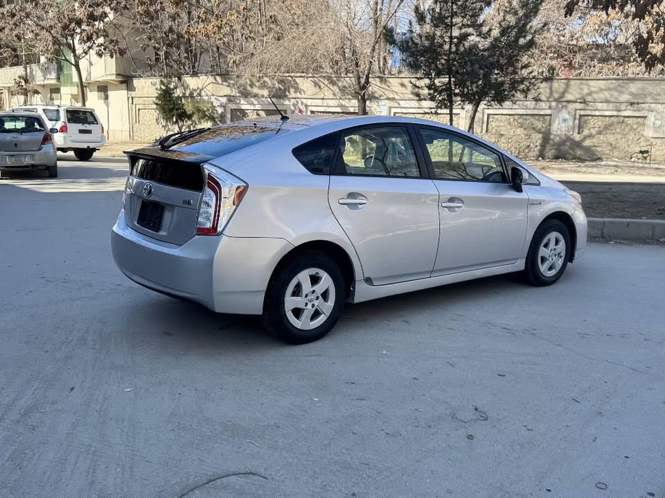 🔸️ نوعیت:  Toyota PRIUS پریوس برقی