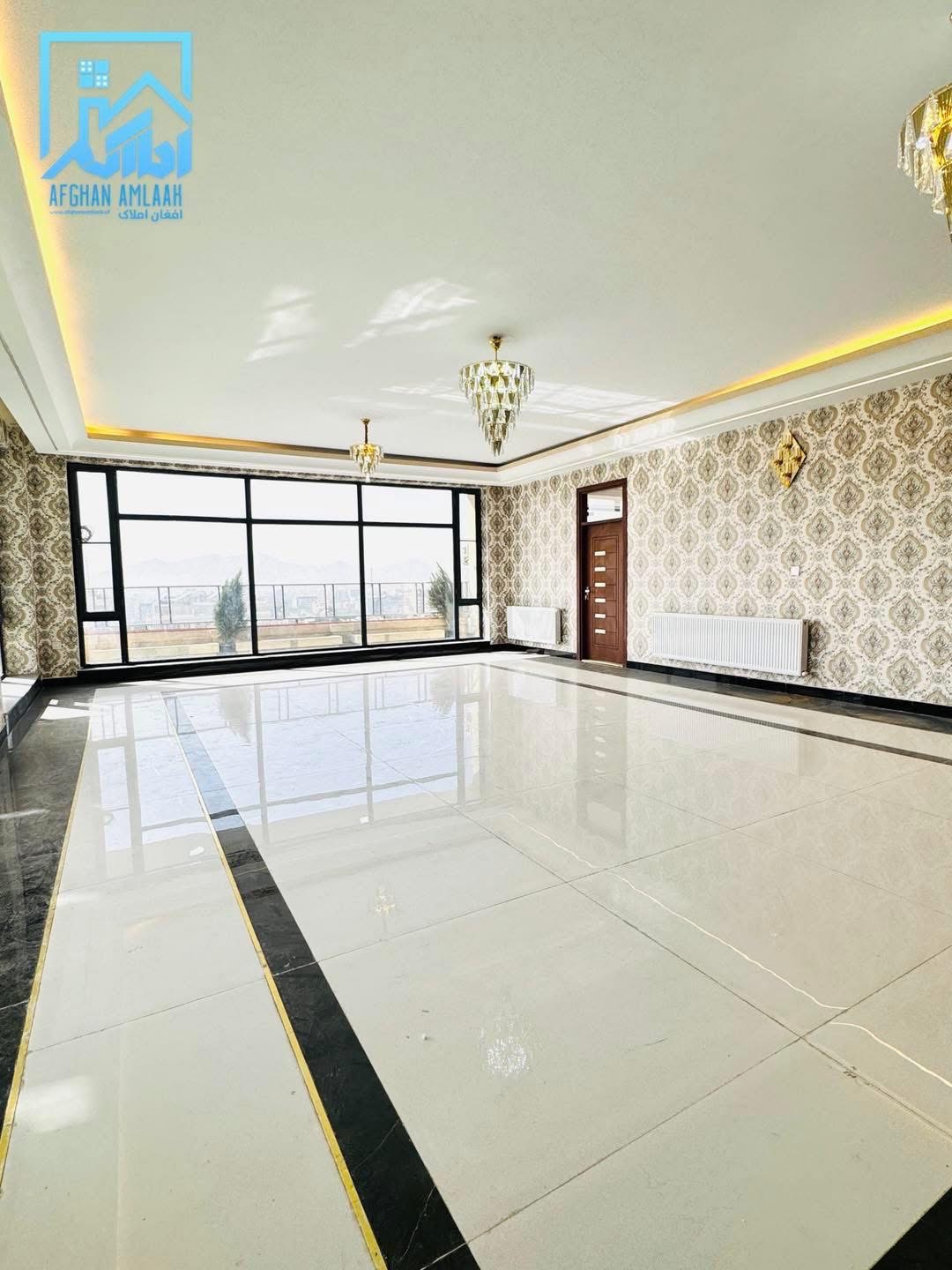 آپارتمان فروشى VIP تخت بام دار نوساخت