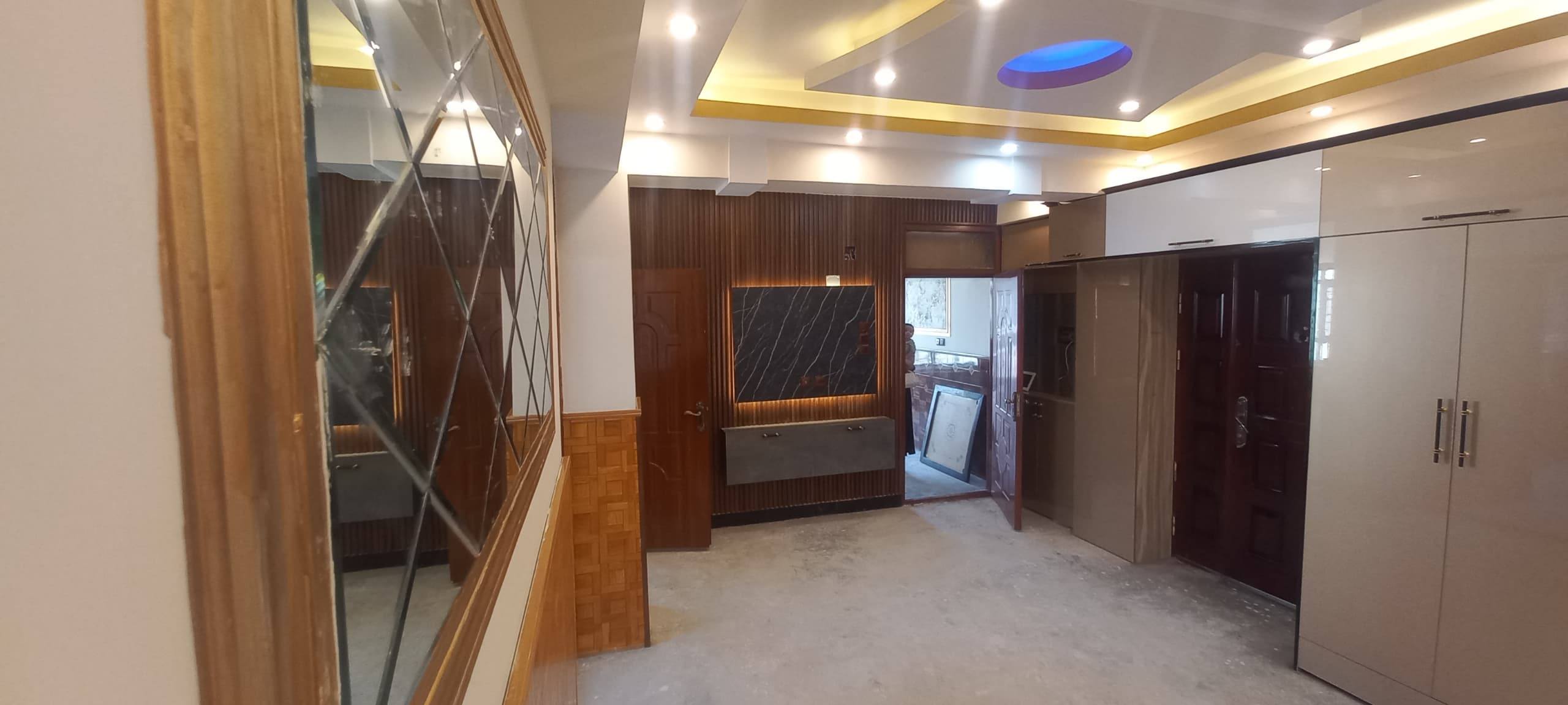 یک باب آپارتمانی عاجل فروش