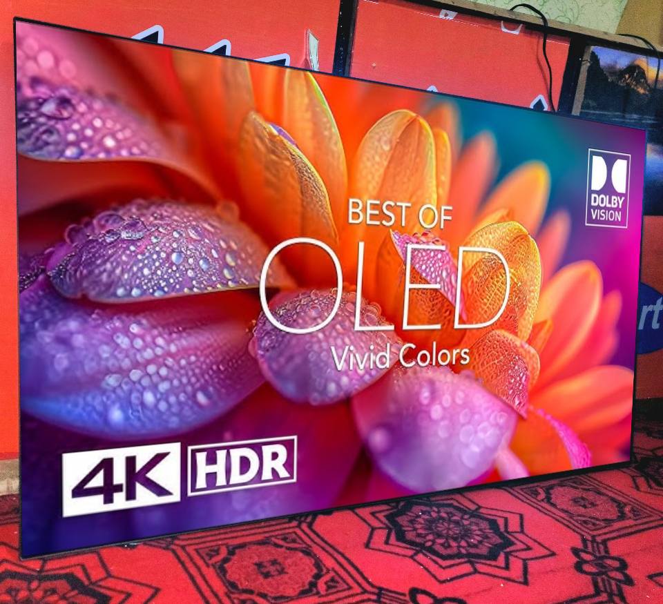 55 inch LG OLED... LG smart 8k clean with warranty