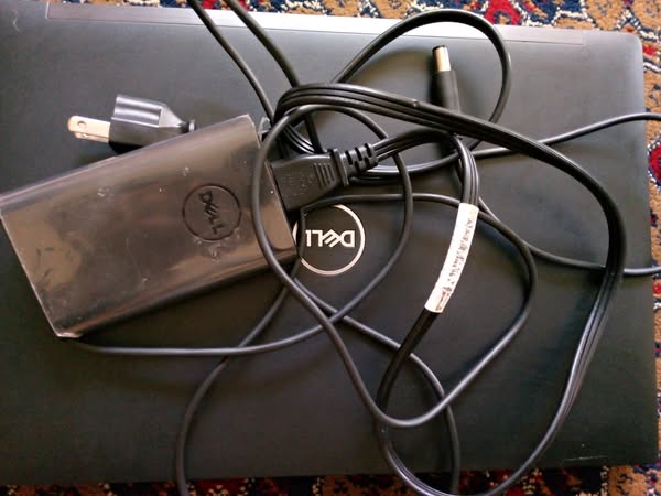 یک عدد لپ تاپ Dell فروشی