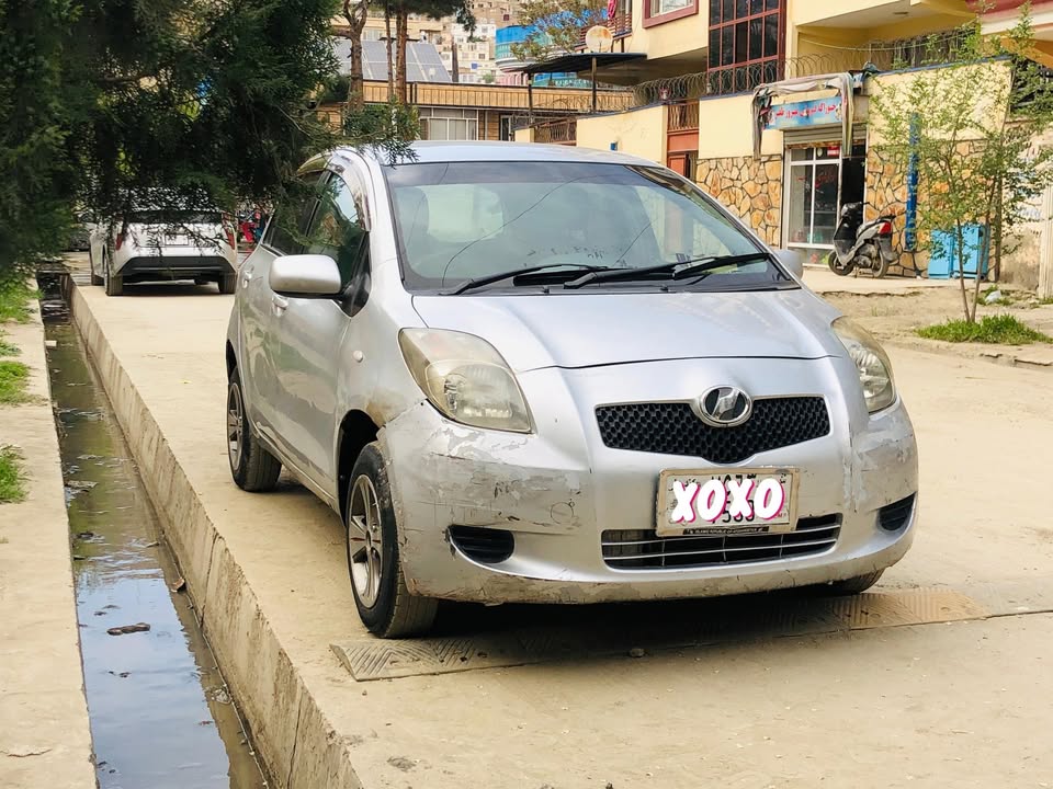 2005 Car  2005 · Small_car · Driven 50,000 kilometers