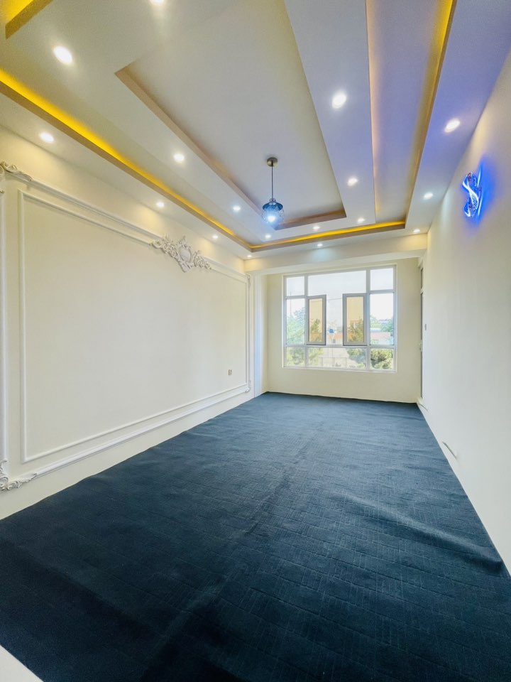 یک باب آپارتمان چهار اطاقه مفشن VIP
