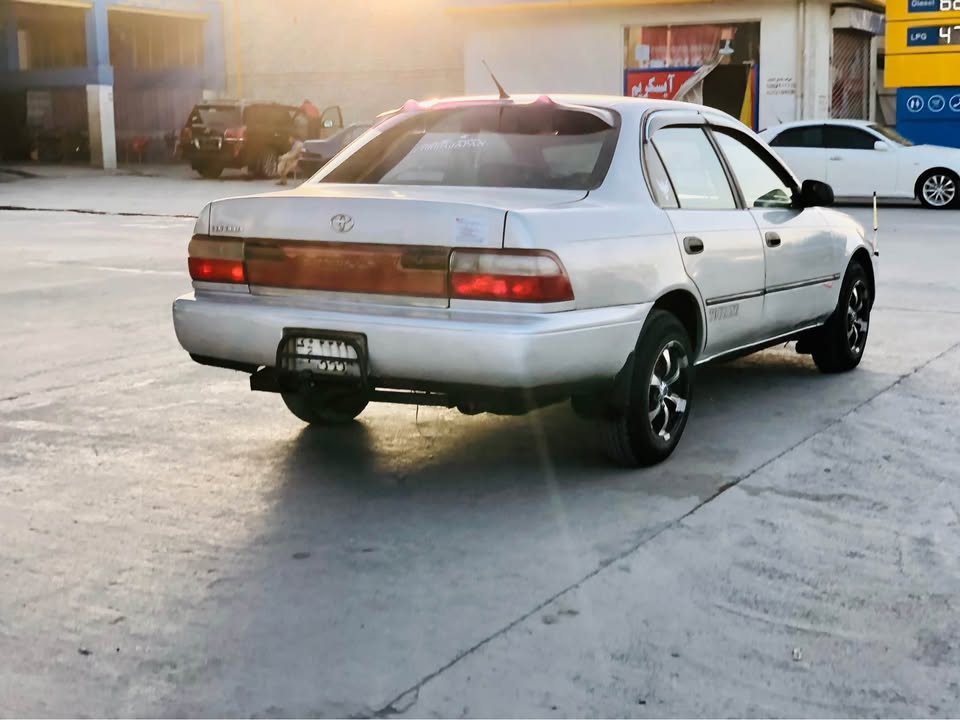 نوعیعت تیوتا : کرولای :