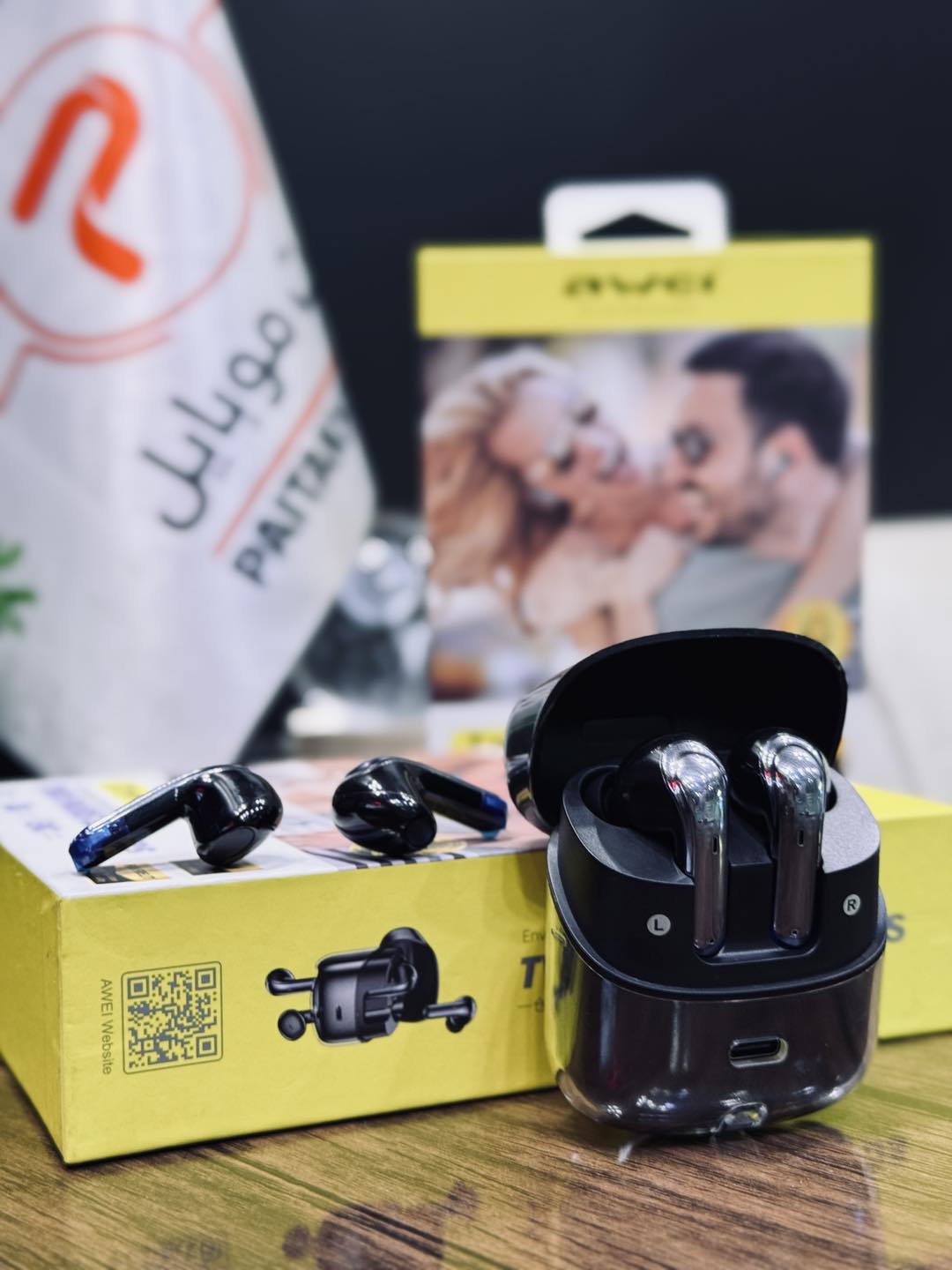 🟡 Two Pair EARBUDS (In-Ear__ Semi-In-Ear)