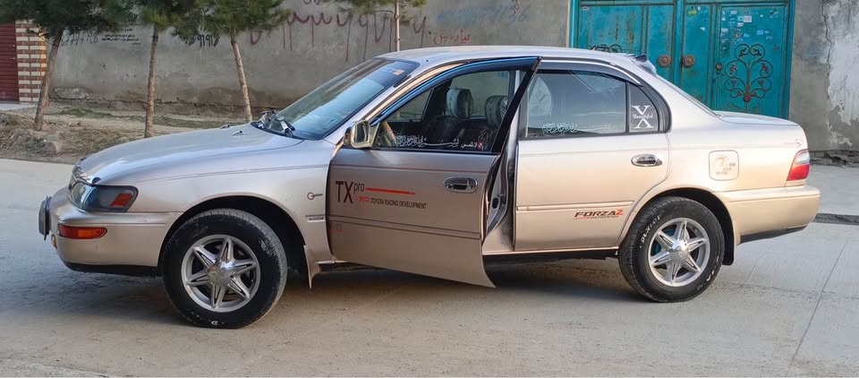 کرولا کانادایی فروشی