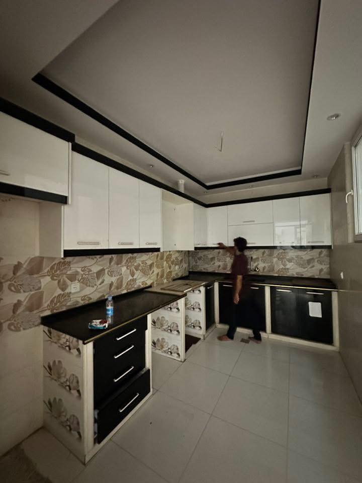 🏢  آپارتمان سه اتاقه فروشی