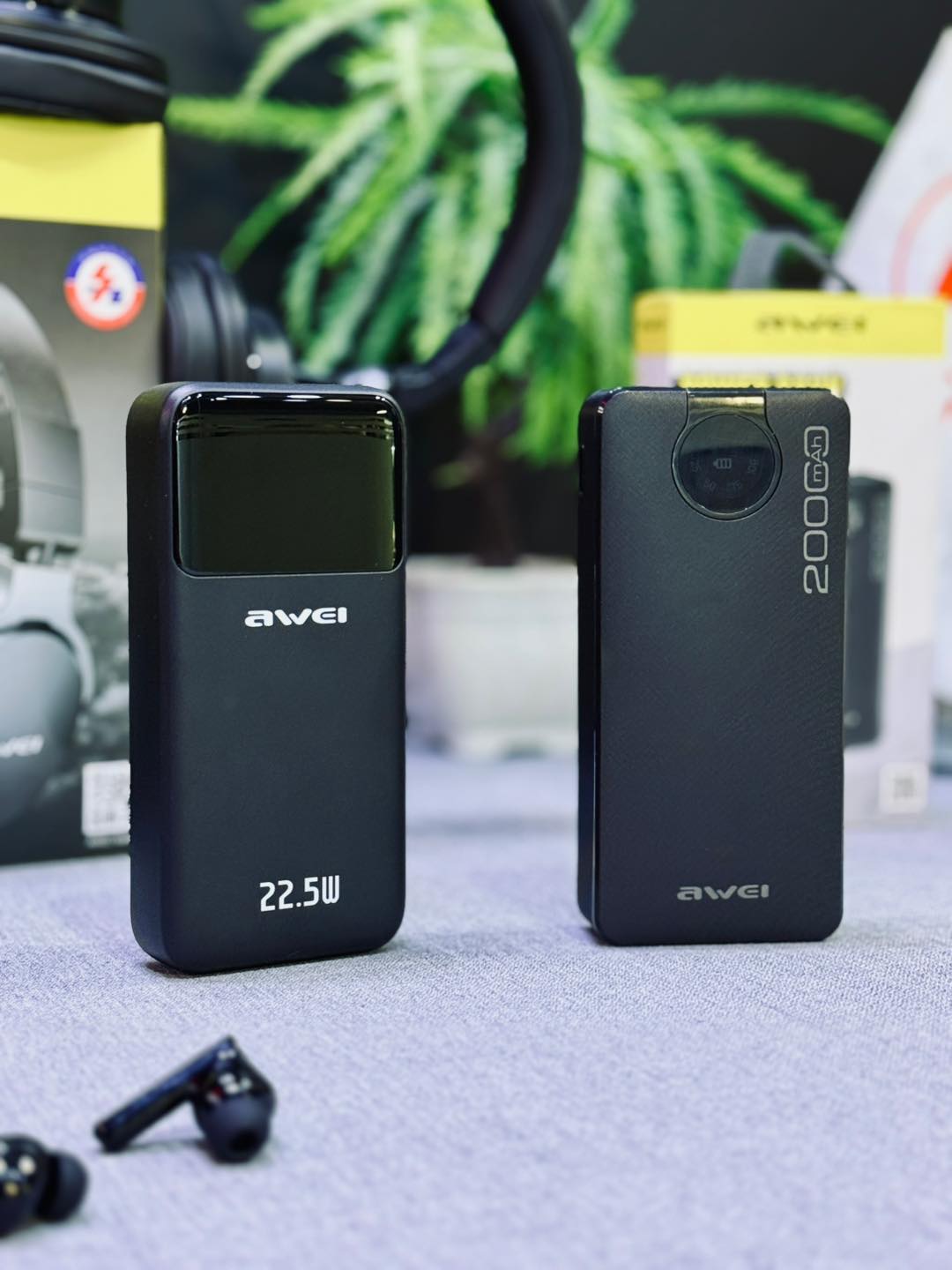 🔘Original Power Banks Available In Paitakht Mobile♥️