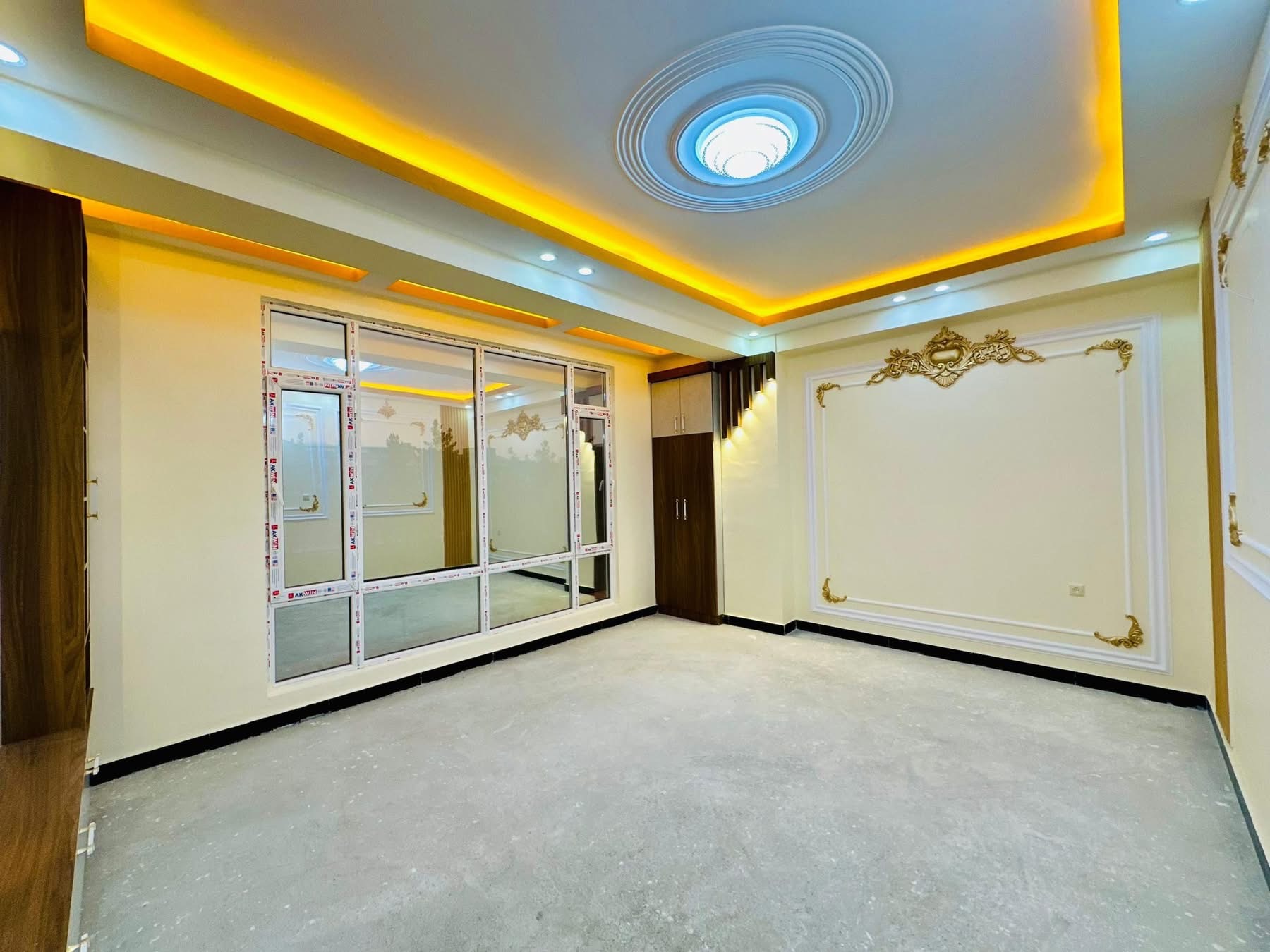 آپارتمان سه اطاقه »فروشی