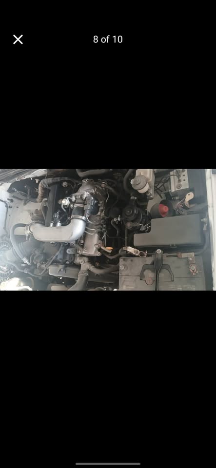 فــــروش عــاجــل | Toyota Hilux 2010