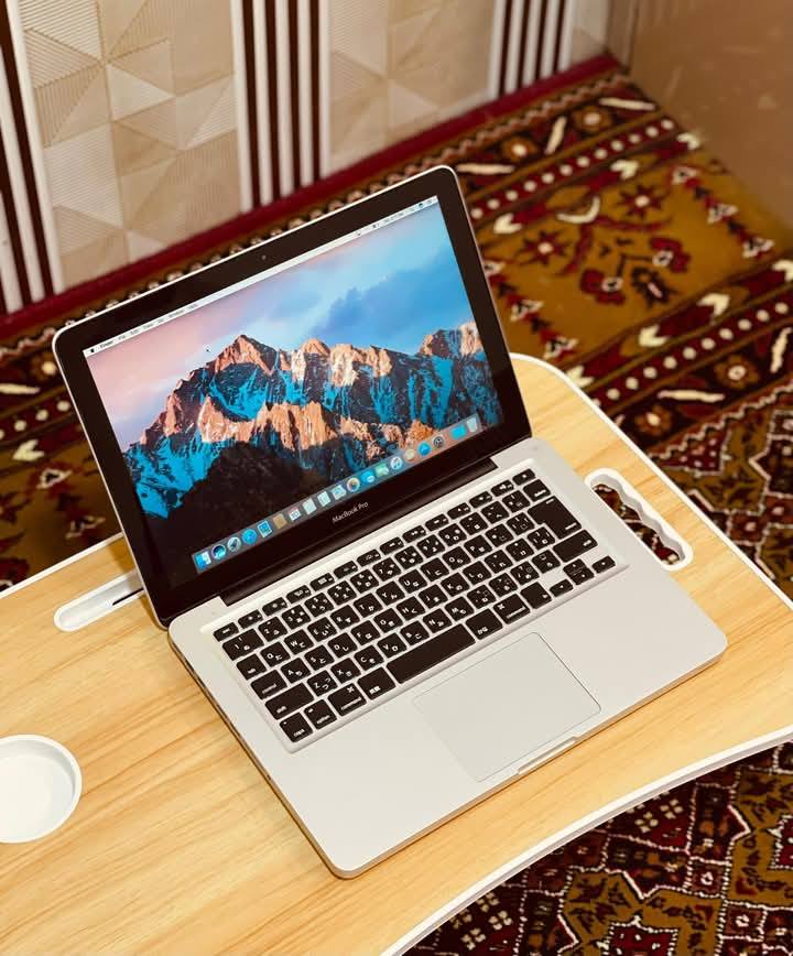 فروش عاجل یک عدد لبتاپ آمریکایی اپل